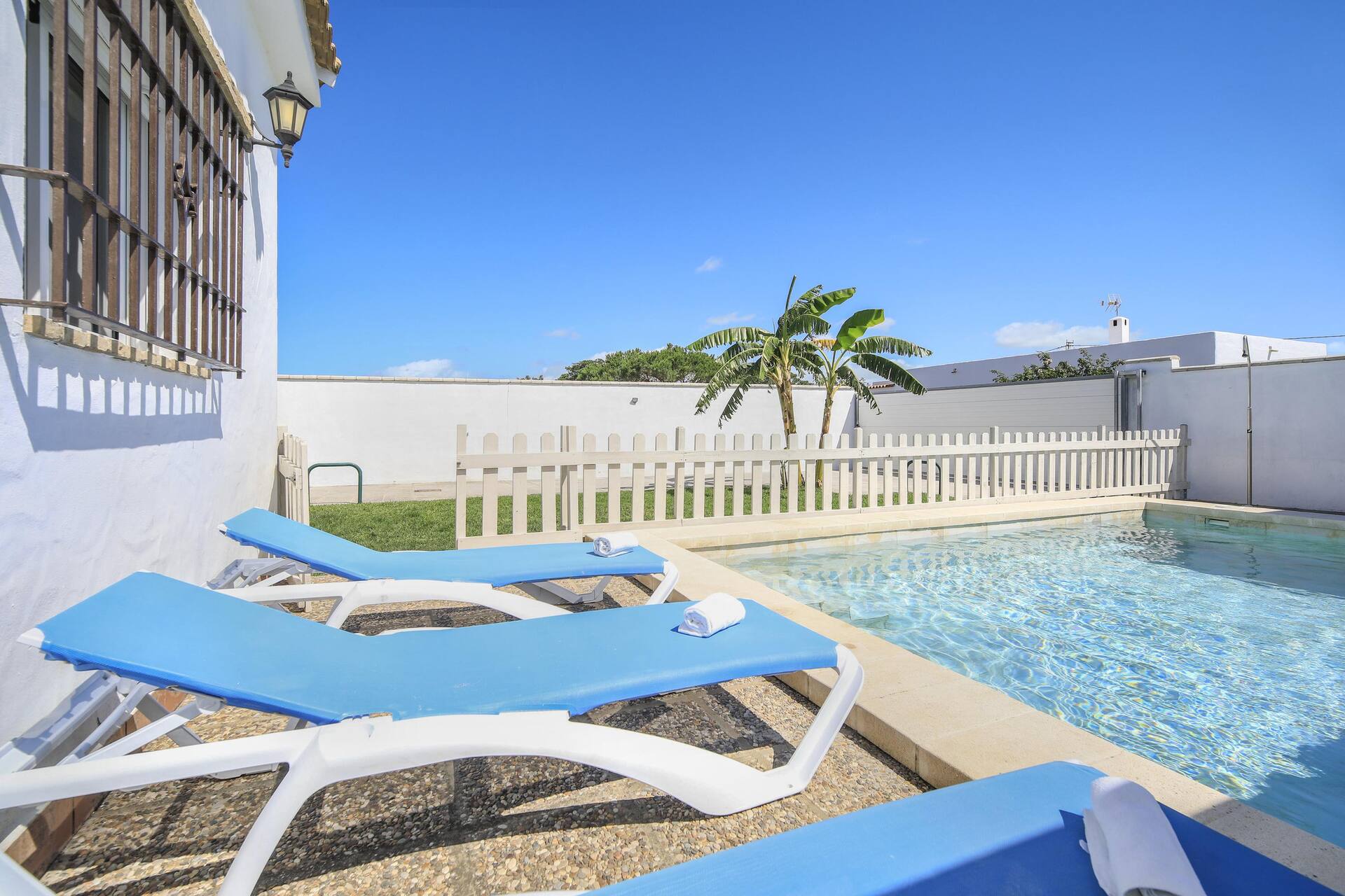 Ferienhaus 'Villa Ibicenca' mit privatem Pool, privater Terrasse und WLAN — Foto 2