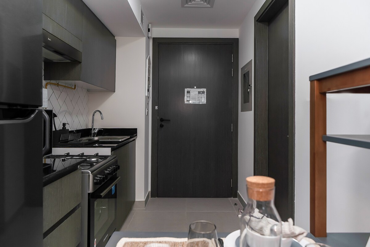 Popular Airbnb listing: Bella Rose Studio With Stunning Desert Views in Al Barsha South Second