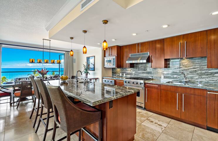 Maui Resort Rentals: Honua Kai Hokulani 551 gallery image 4