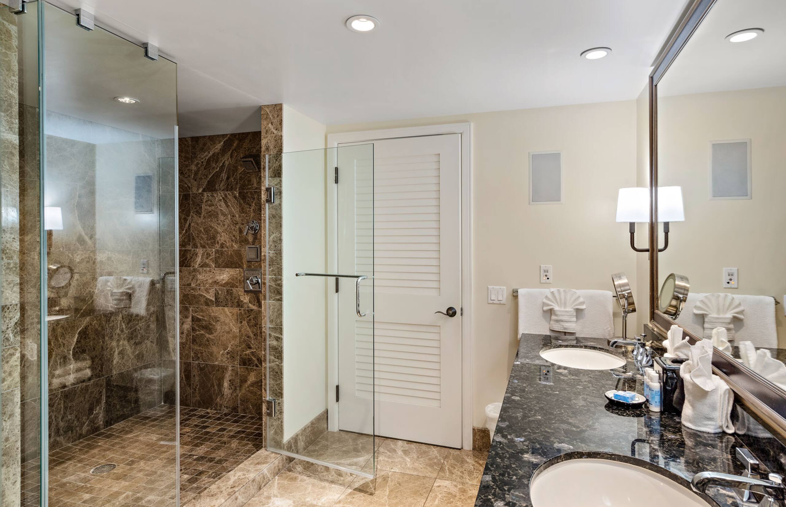 Condo in Lahaina · ★5.0 · 3 bedrooms · 4 beds · 3 baths - Image 26