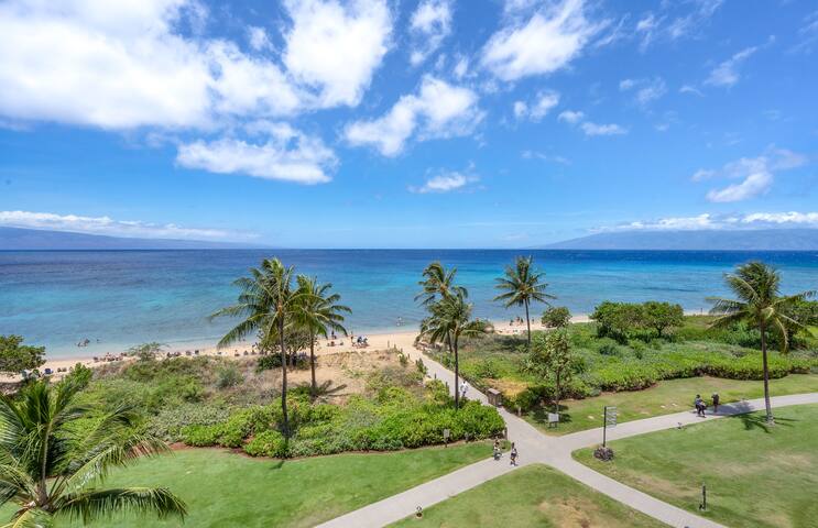 Maui Resort Rentals: Honua Kai Hokulani 402 gallery image 2