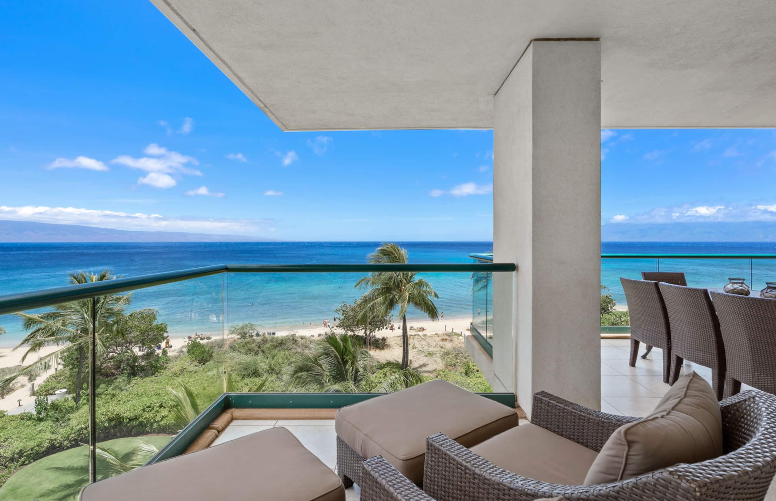 Condo in Lahaina · ★5.0 · 3 bedrooms · 4 beds · 3 baths - Image 3