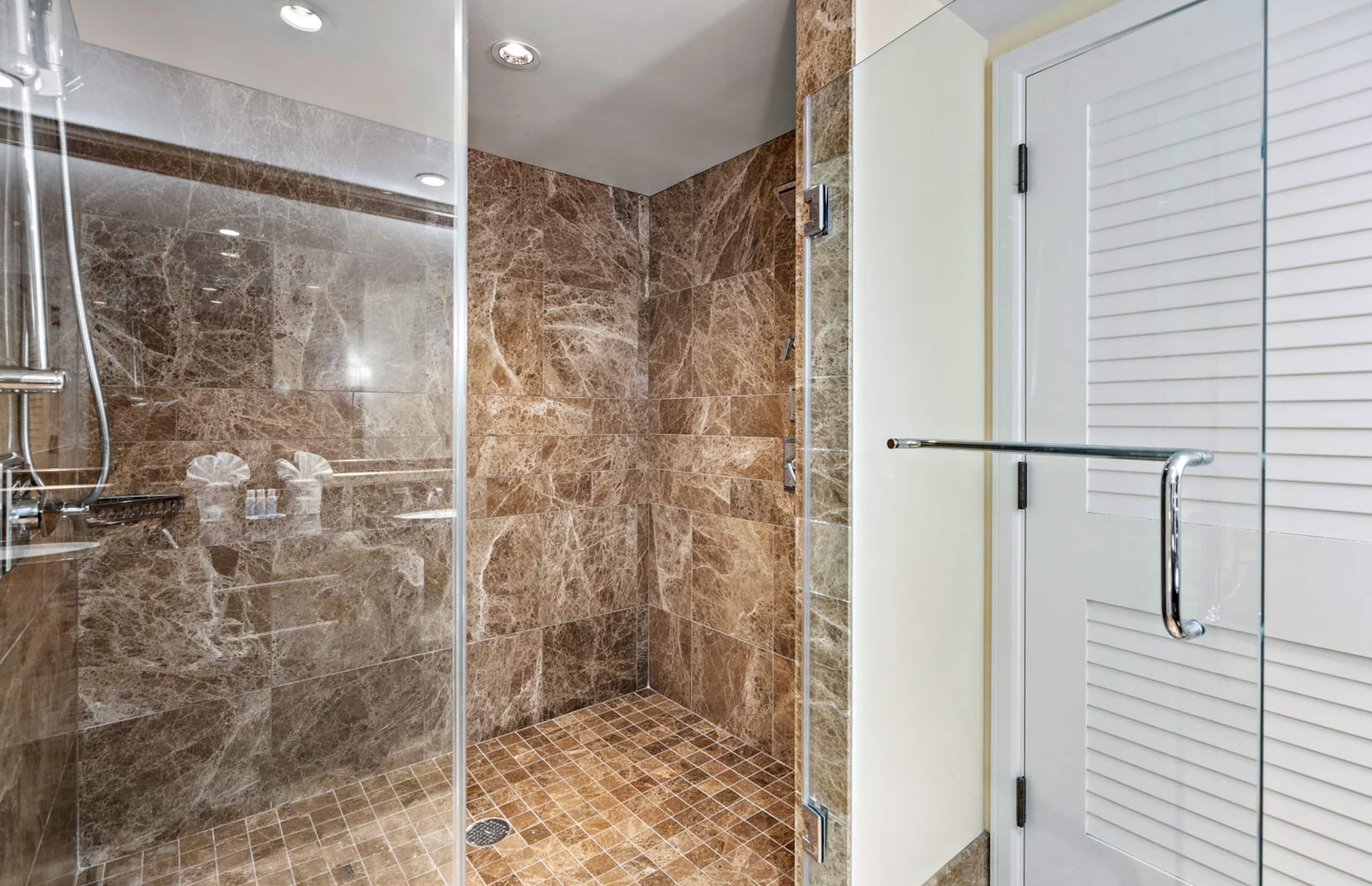 Condo in Lahaina · ★5.0 · 3 bedrooms · 4 beds · 3 baths - Image 27
