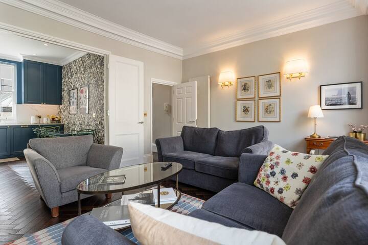 Stylish 2 bed Belgravia flat in Elizabeth Street gallery image 5