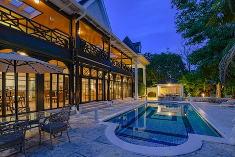 Garden House in Lyford Cay - private Pool