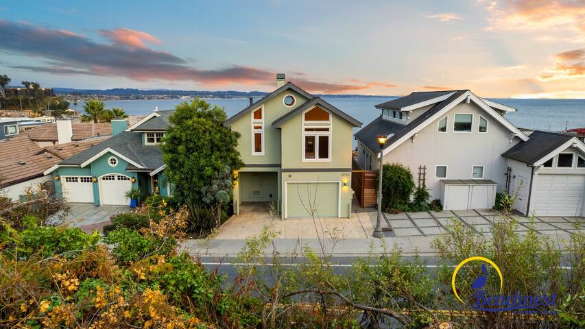 Capitola Cliff House gallery image 4