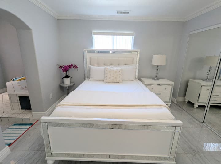 Camera matrimoniale lussuosa e rigenerante 