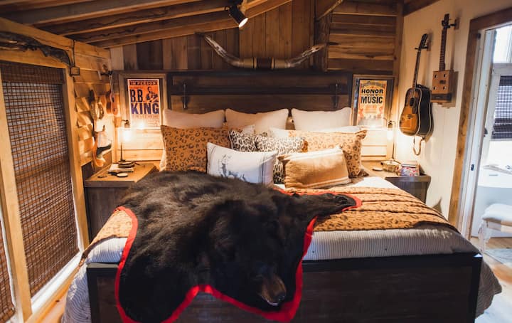 The Party House - Norris Lake, TN