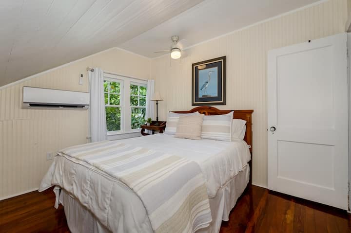 Menšia manželská posteľ 1