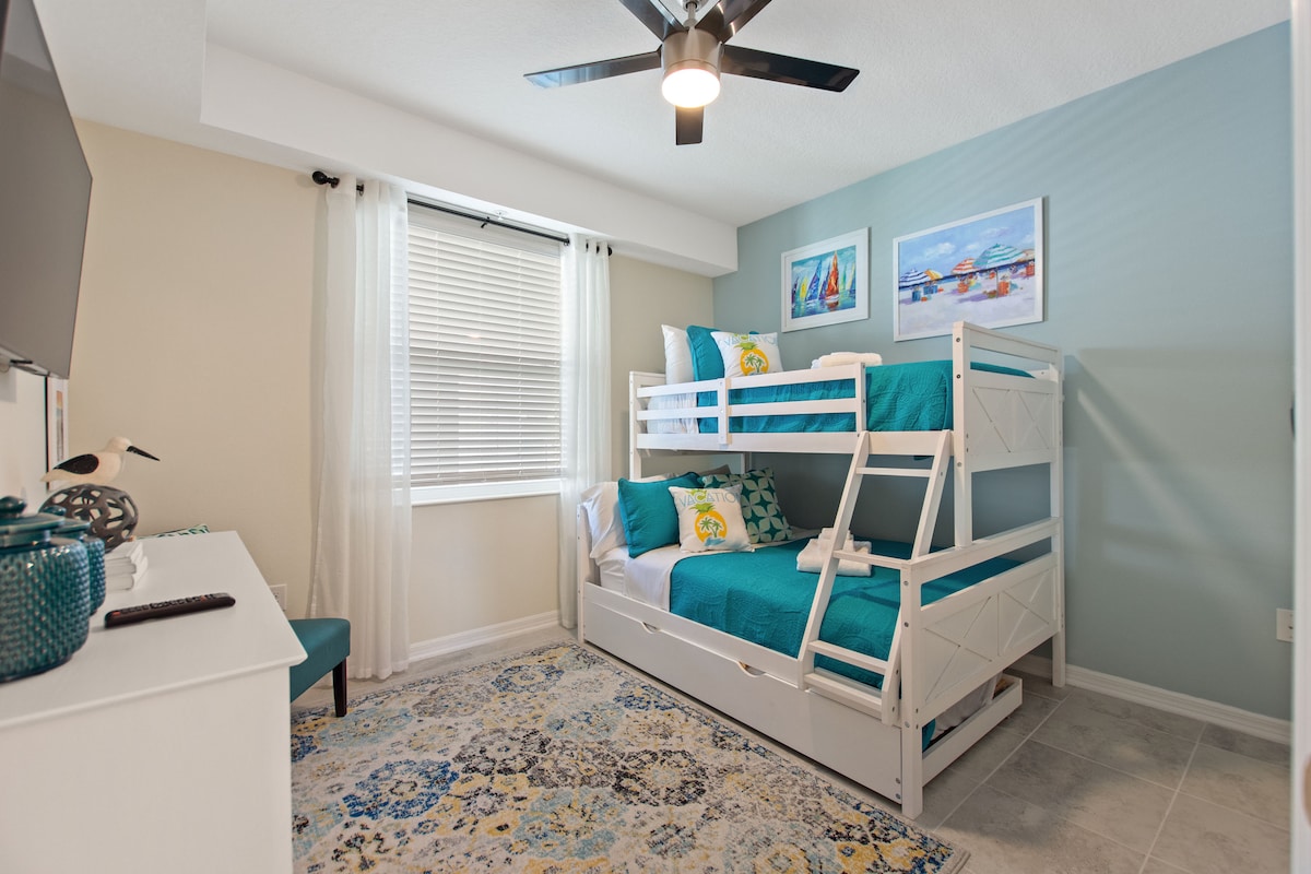 Bedroom 2 with bunk bed