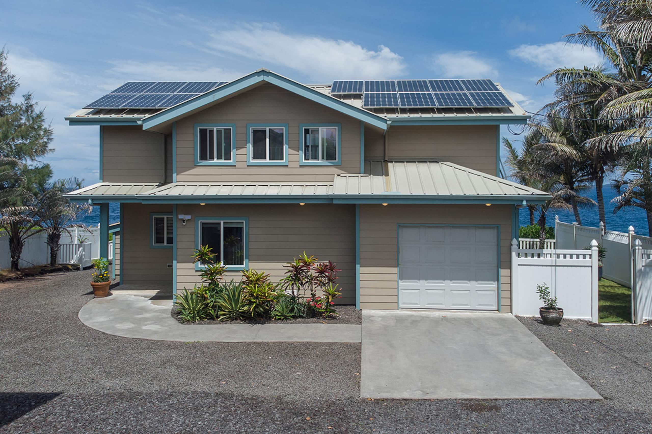 Home in Keaau · ★4.65 · 2 bedrooms · 3 beds · 2 baths - Image 38
