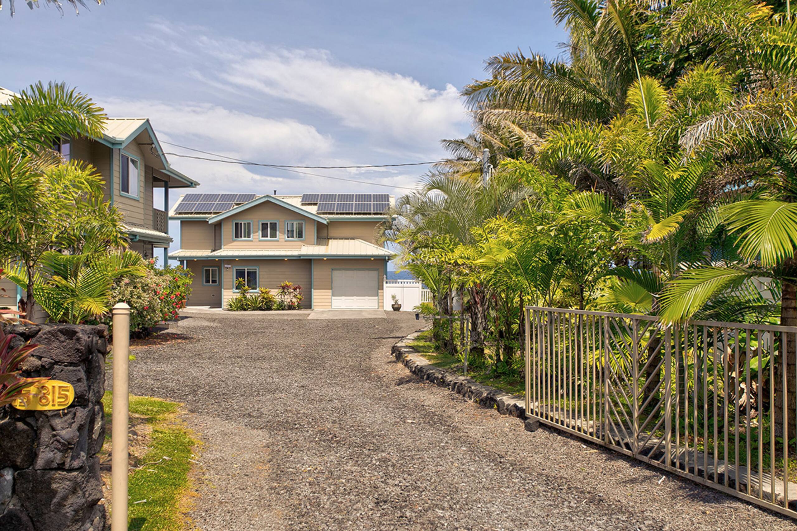 Home in Keaau · ★4.65 · 2 bedrooms · 3 beds · 2 baths - Image 36