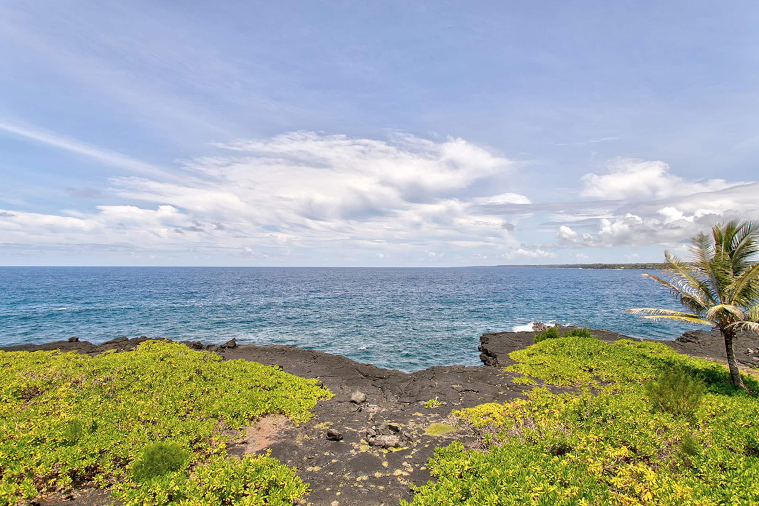 Home in Keaau · ★4.65 · 2 bedrooms · 3 beds · 2 baths - Image 28