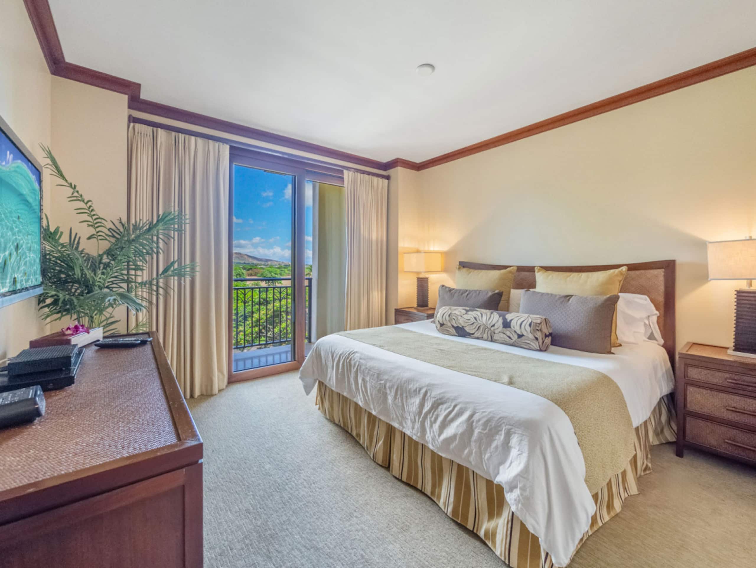 Condo in Kapolei · ★4.75 · 2 bedrooms · 3 beds · 2 private baths - Image 22