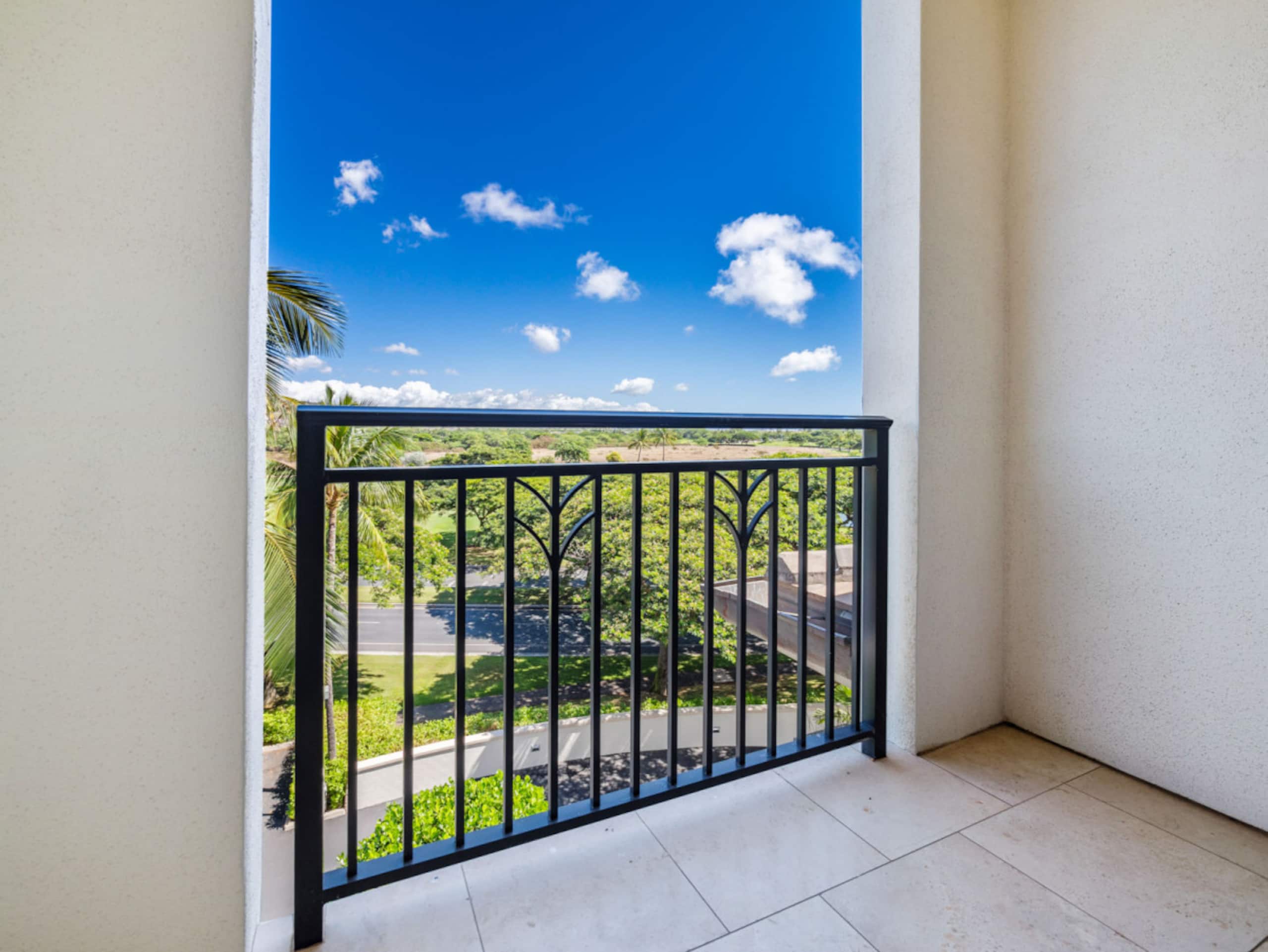 Condo in Kapolei · ★4.75 · 2 bedrooms · 3 beds · 2 private baths - Image 38