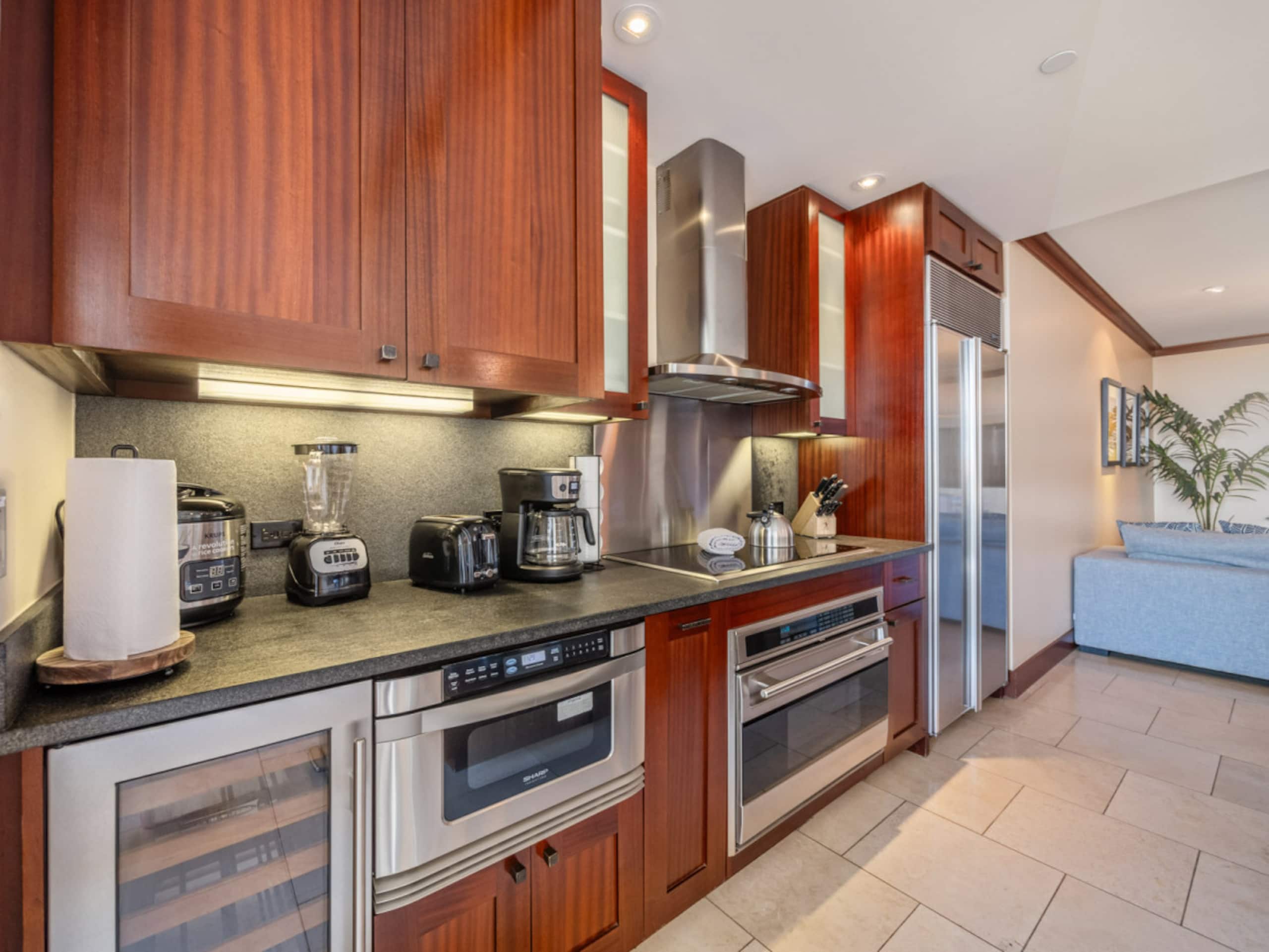 Condo in Kapolei · ★4.75 · 2 bedrooms · 3 beds · 2 private baths - Image 11