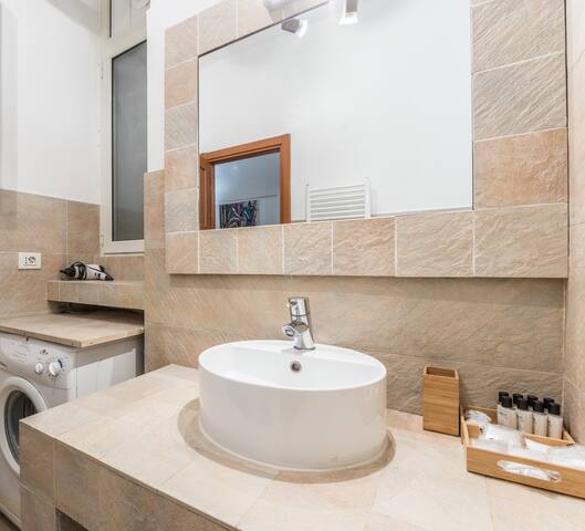 Trinità Dei Monti – Piazza di Spagna gallery image 5