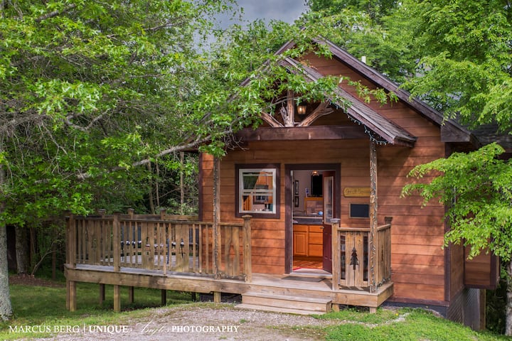 Eureka Sunset Cabin #7 - Eureka Springs, AR