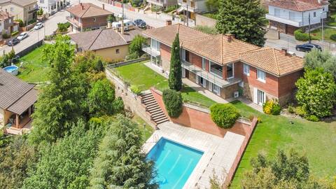 Majordoms - Sports Villa Banyoles
