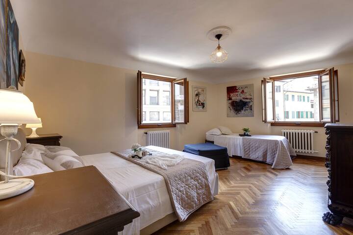 Sophia Apartment by Mamo Florence gallery image 4