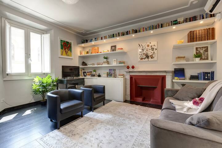 Sophia Apartment by Mamo Florence gallery image 2