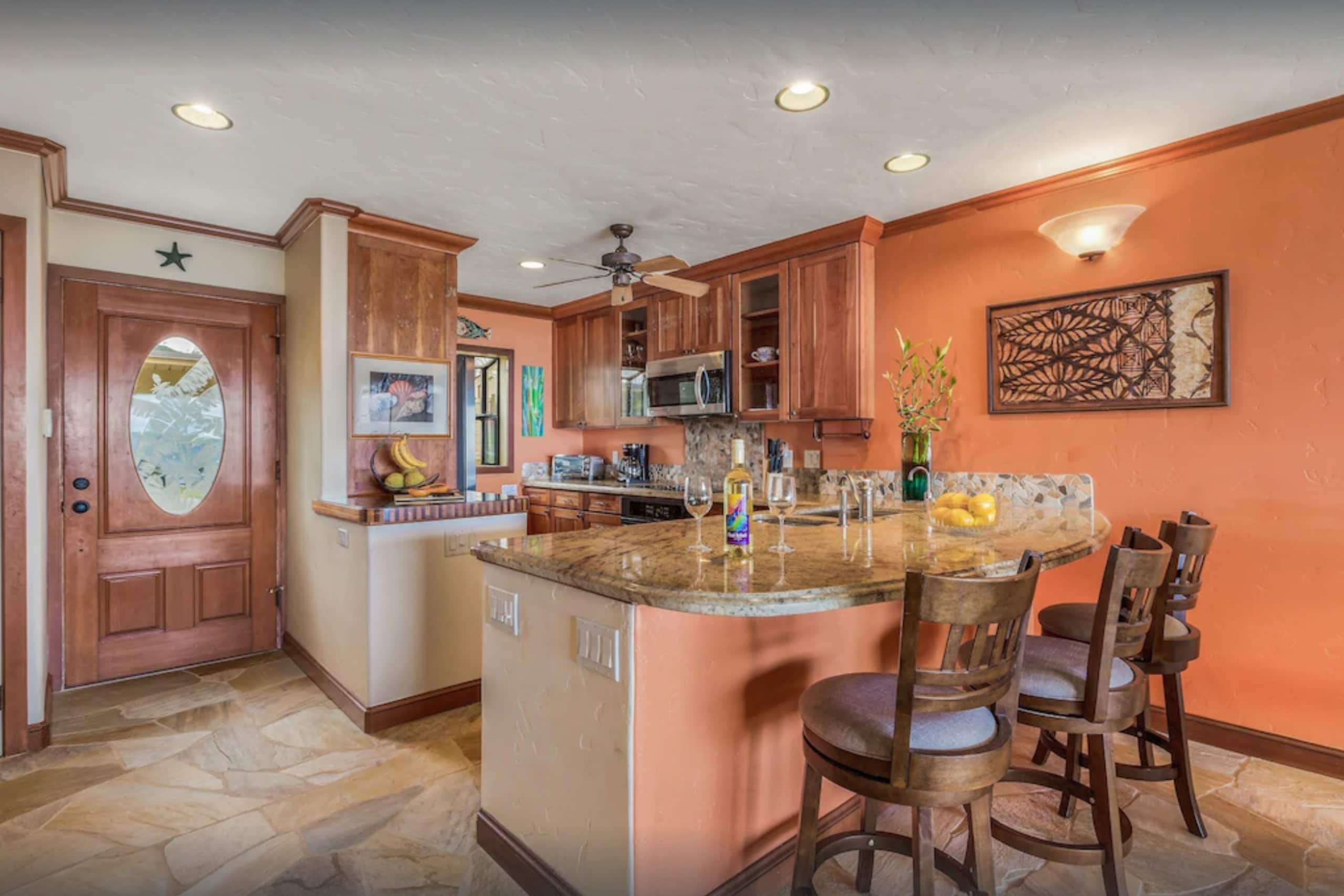 Townhouse in Lahaina · ★4.75 · 4 bedrooms · 5 beds · 2.5 baths - Image 11