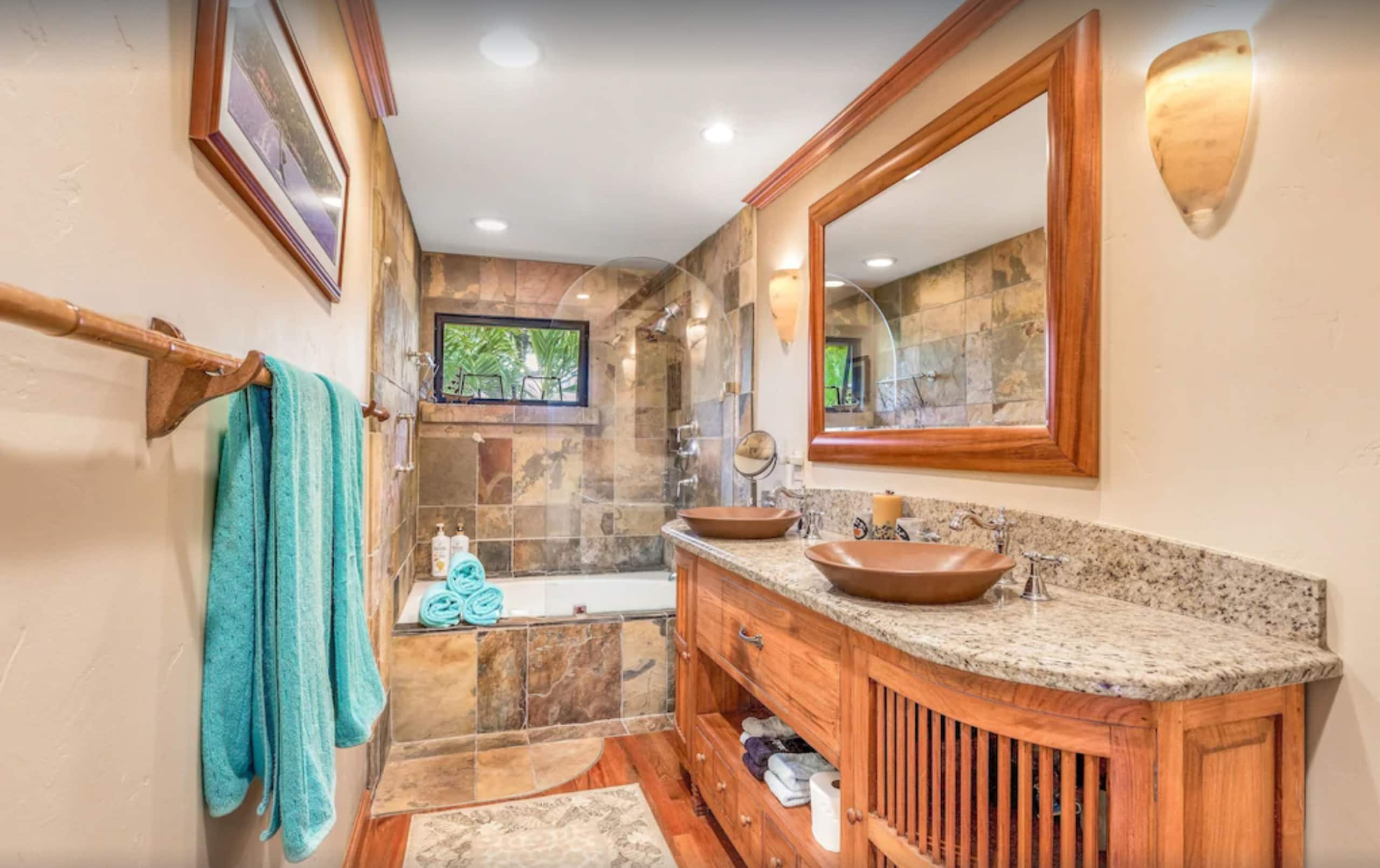 Townhouse in Lahaina · ★4.75 · 4 bedrooms · 5 beds · 2.5 baths - Image 34