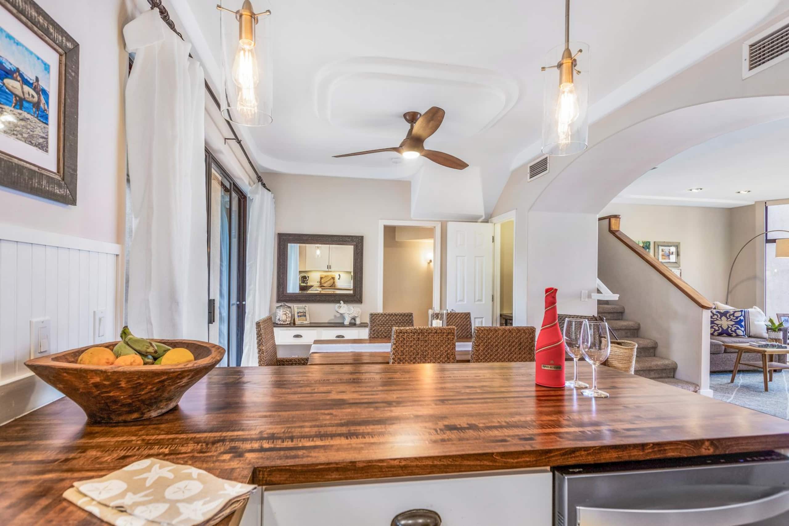 Condo in Lahaina · ★4.78 · 3 bedrooms · 4 beds · 2.5 baths - Image 11