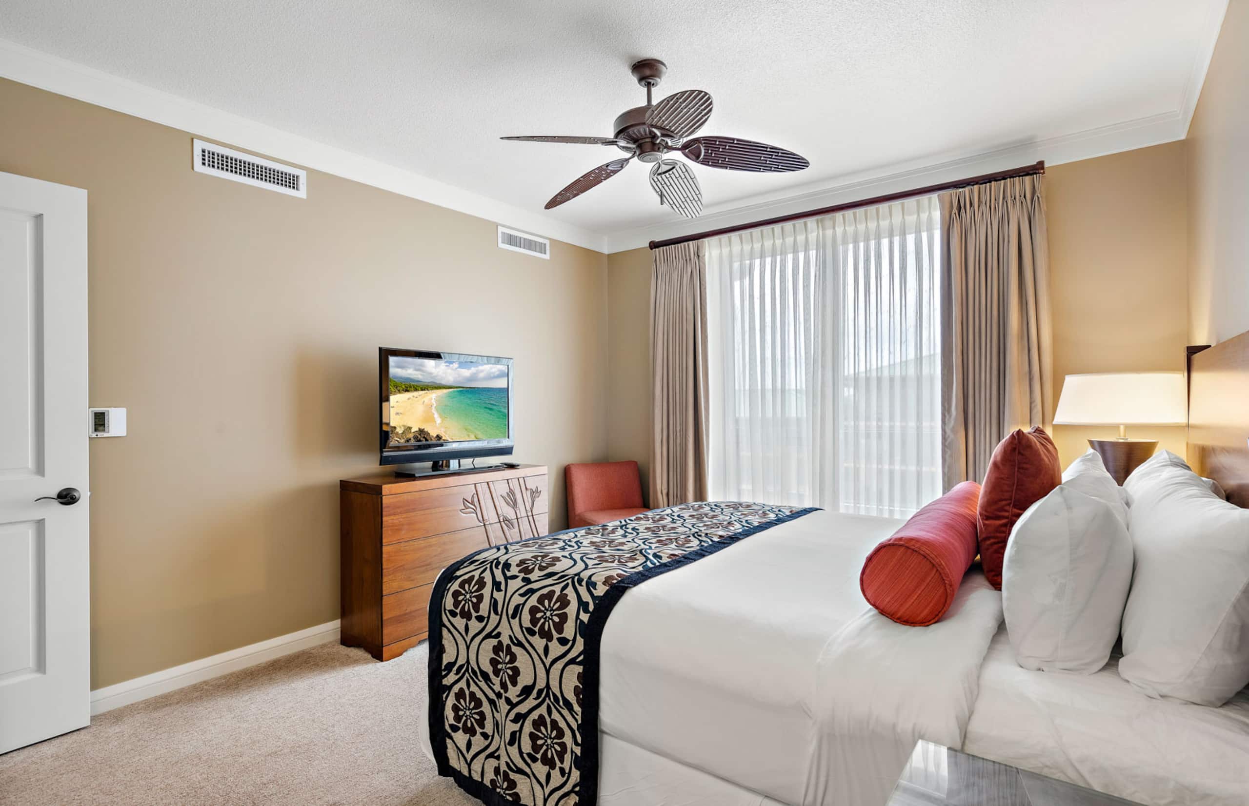 Condo in Lahaina · ★4.91 · 2 bedrooms · 3 beds · 2 baths - Image 24