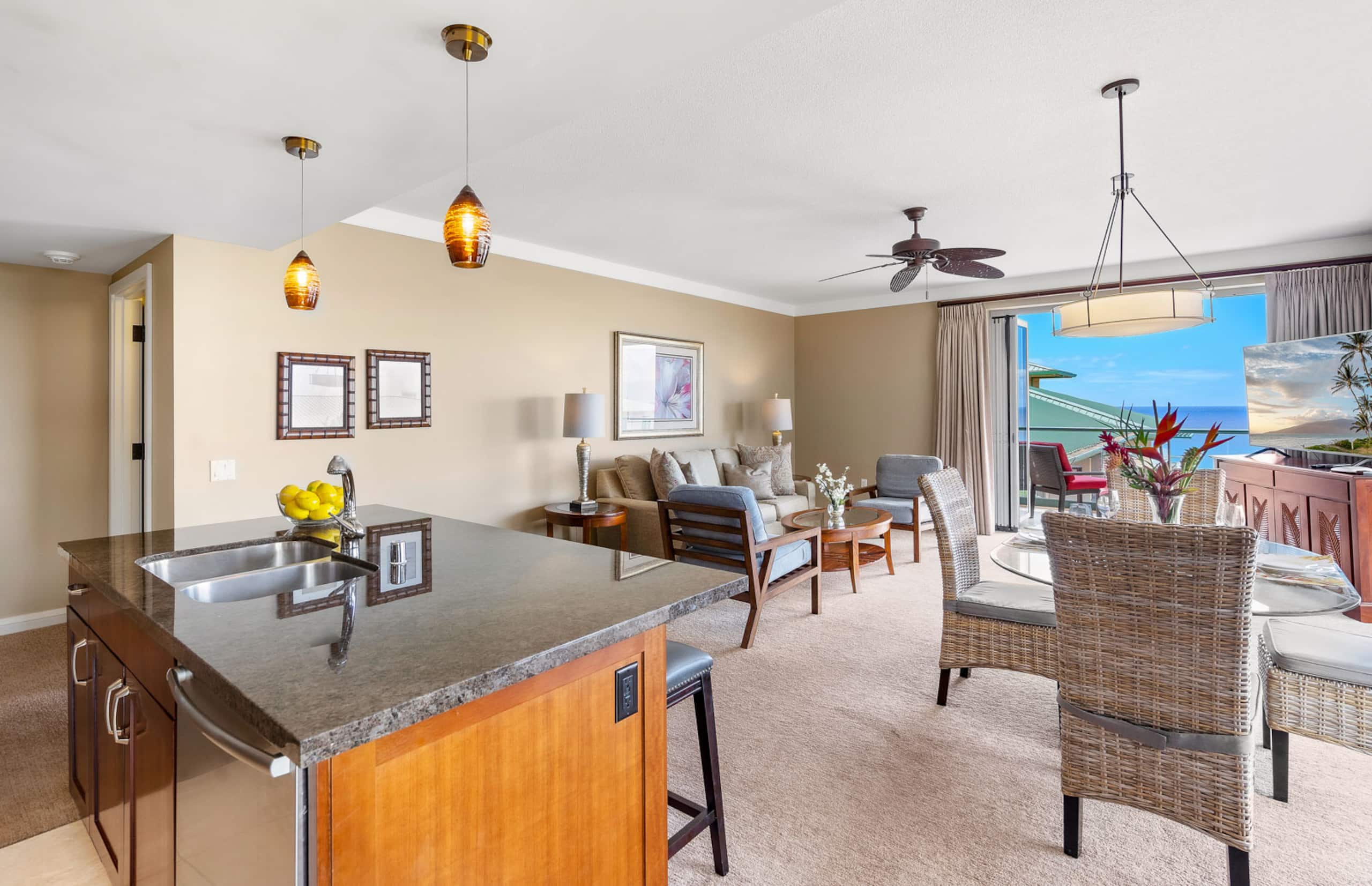 Condo in Lahaina · ★4.91 · 2 bedrooms · 3 beds · 2 baths - Image 7