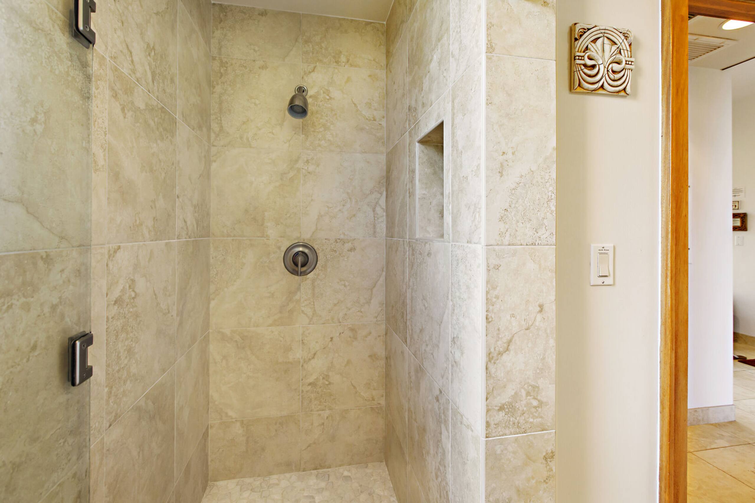 Condo in Lahaina · ★4.53 · 2 bedrooms · 3 beds · 3 baths - Image 31