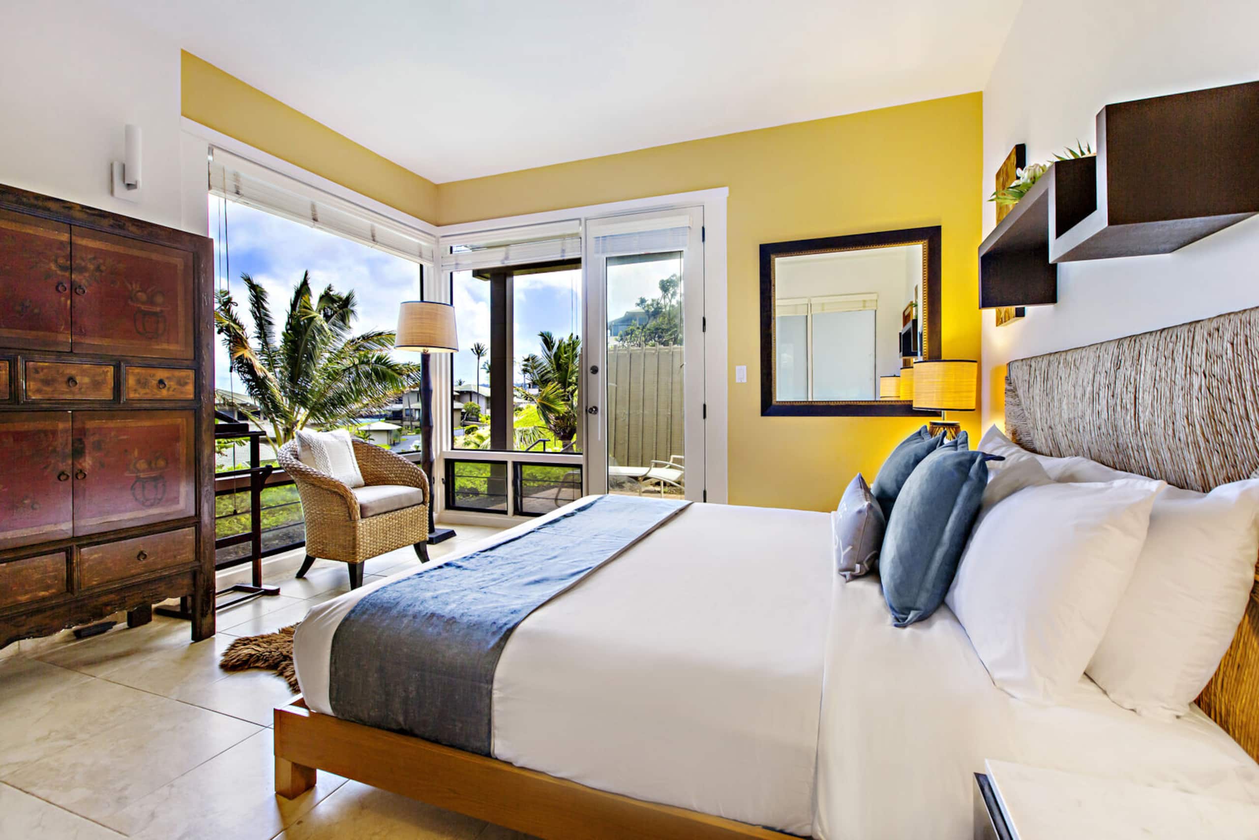 Condo in Lahaina · ★4.53 · 2 bedrooms · 3 beds · 3 baths - Image 22
