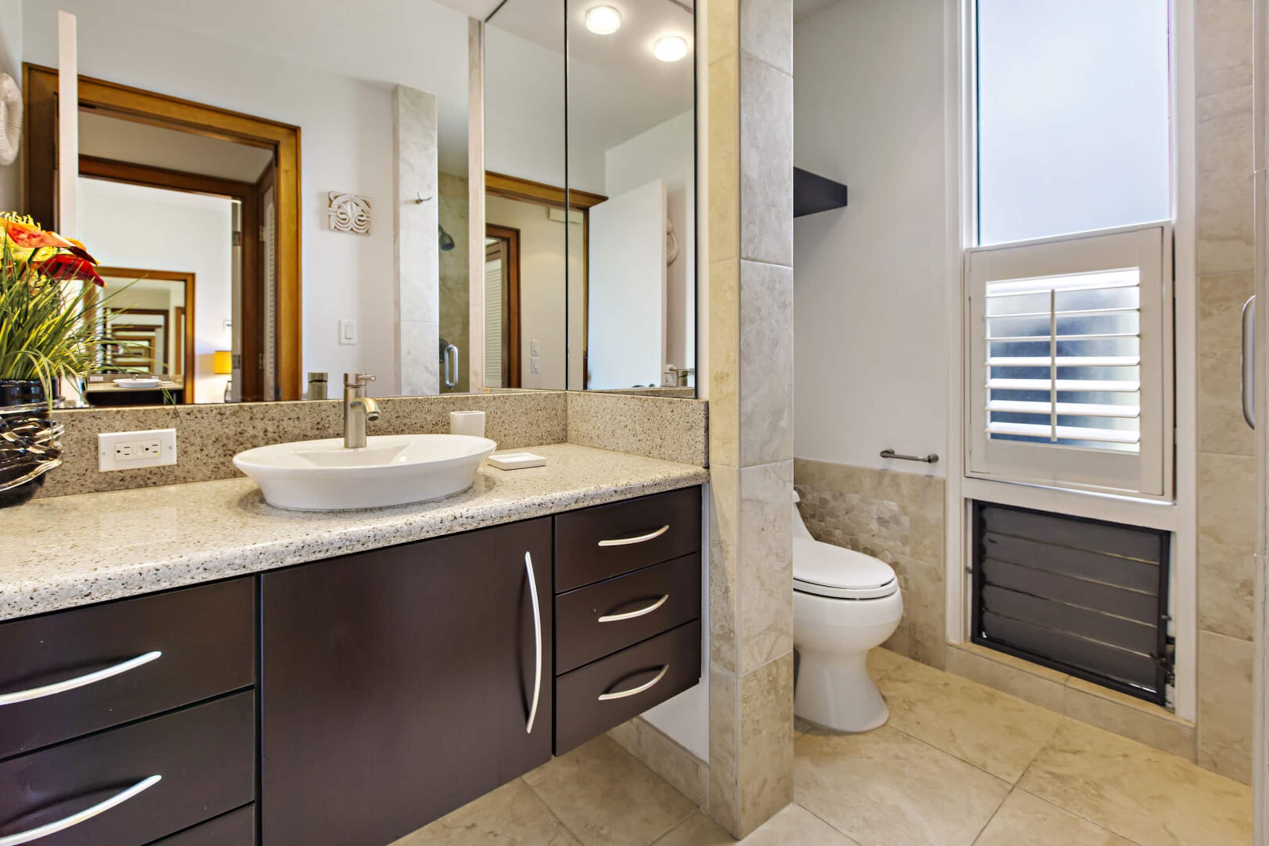 Condo in Lahaina · ★4.53 · 2 bedrooms · 3 beds · 3 baths - Image 30