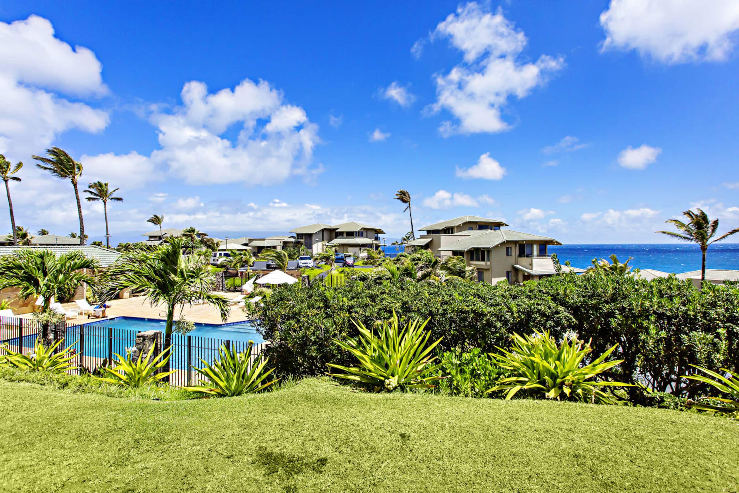 Condo in Lahaina · ★4.53 · 2 bedrooms · 3 beds · 3 baths - Image 1