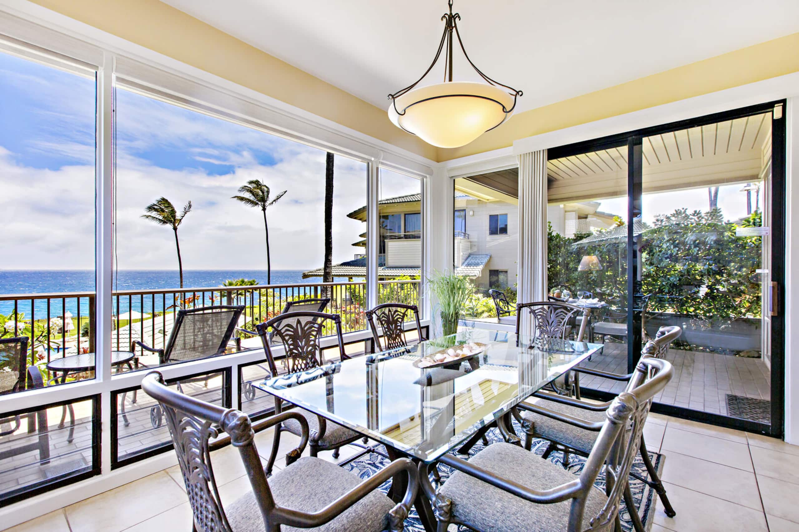 Condo in Lahaina · ★4.85 · 1 bedroom · 2 beds · 2 baths - Image 14