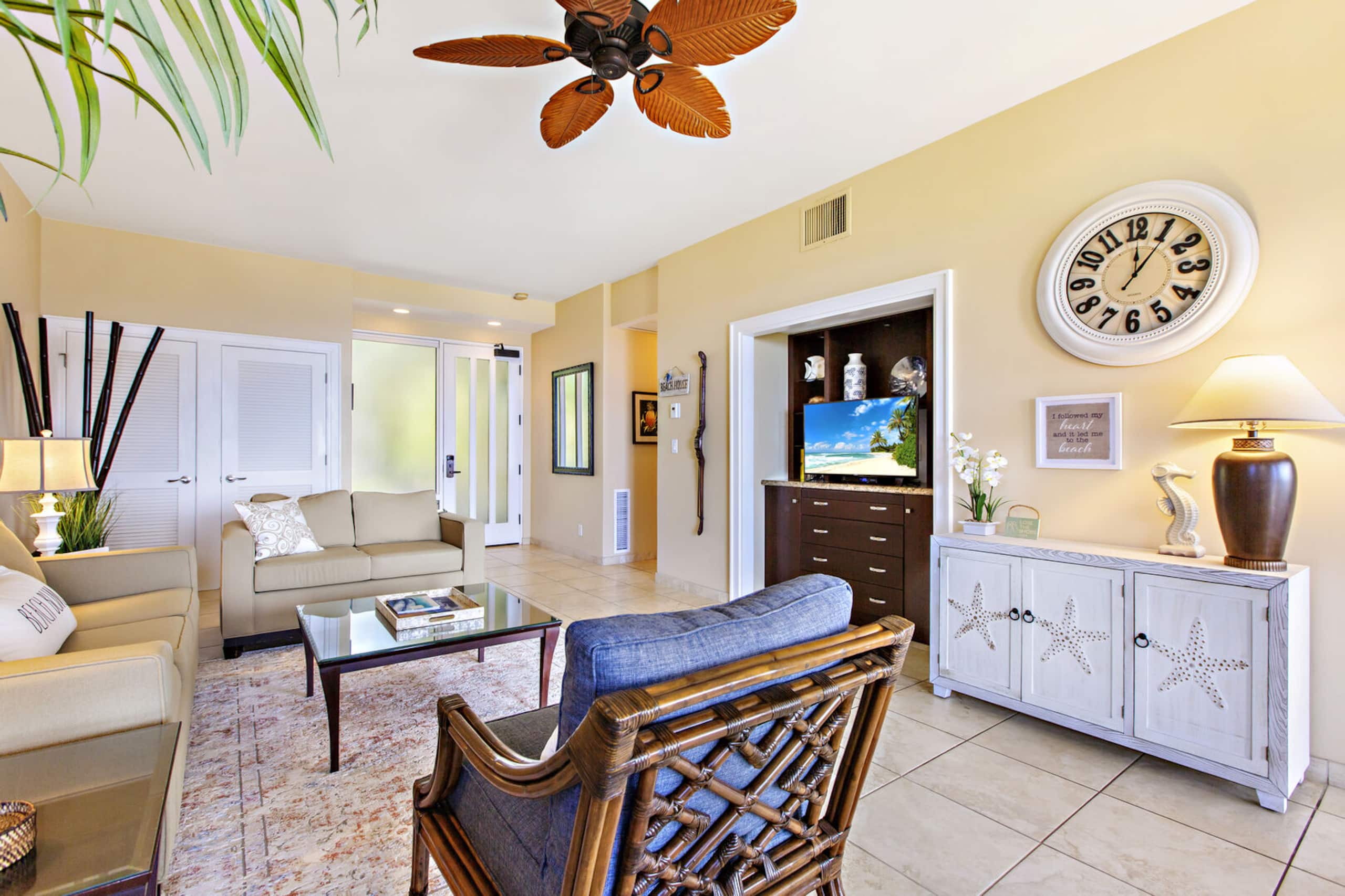 Condo in Lahaina · ★4.85 · 1 bedroom · 2 beds · 2 baths - Image 9