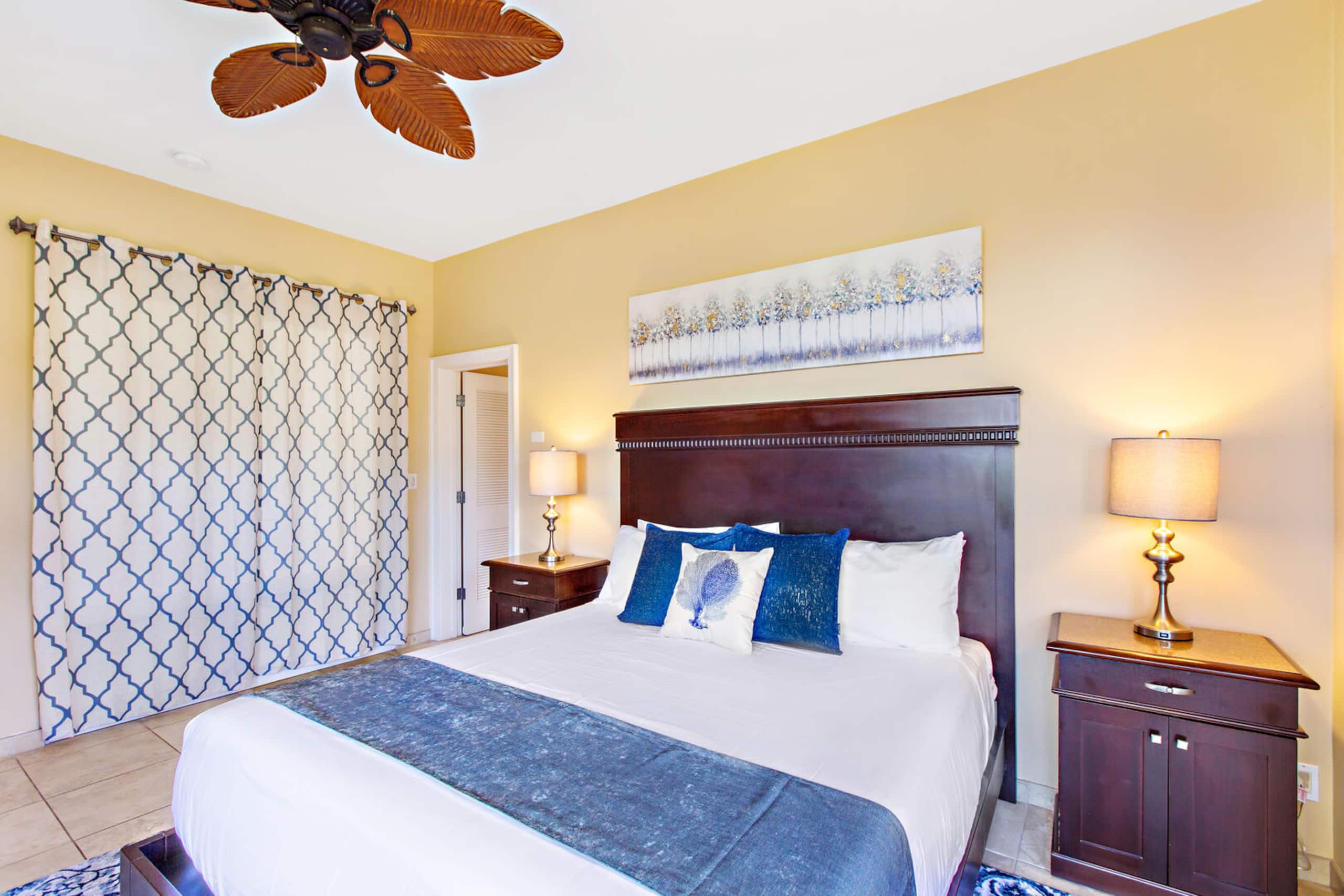 Condo in Lahaina · ★4.85 · 1 bedroom · 2 beds · 2 baths - Image 21