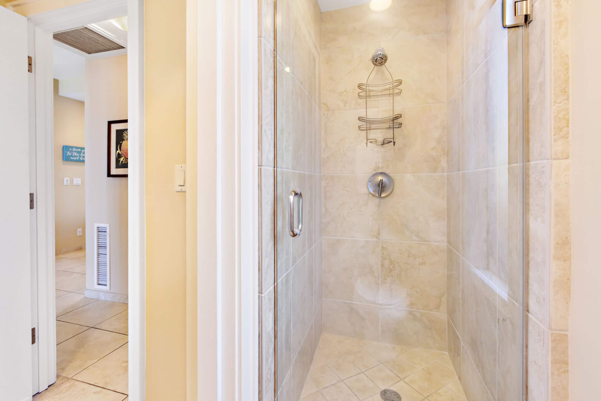 Condo in Lahaina · ★4.85 · 1 bedroom · 2 beds · 2 baths - Image 29