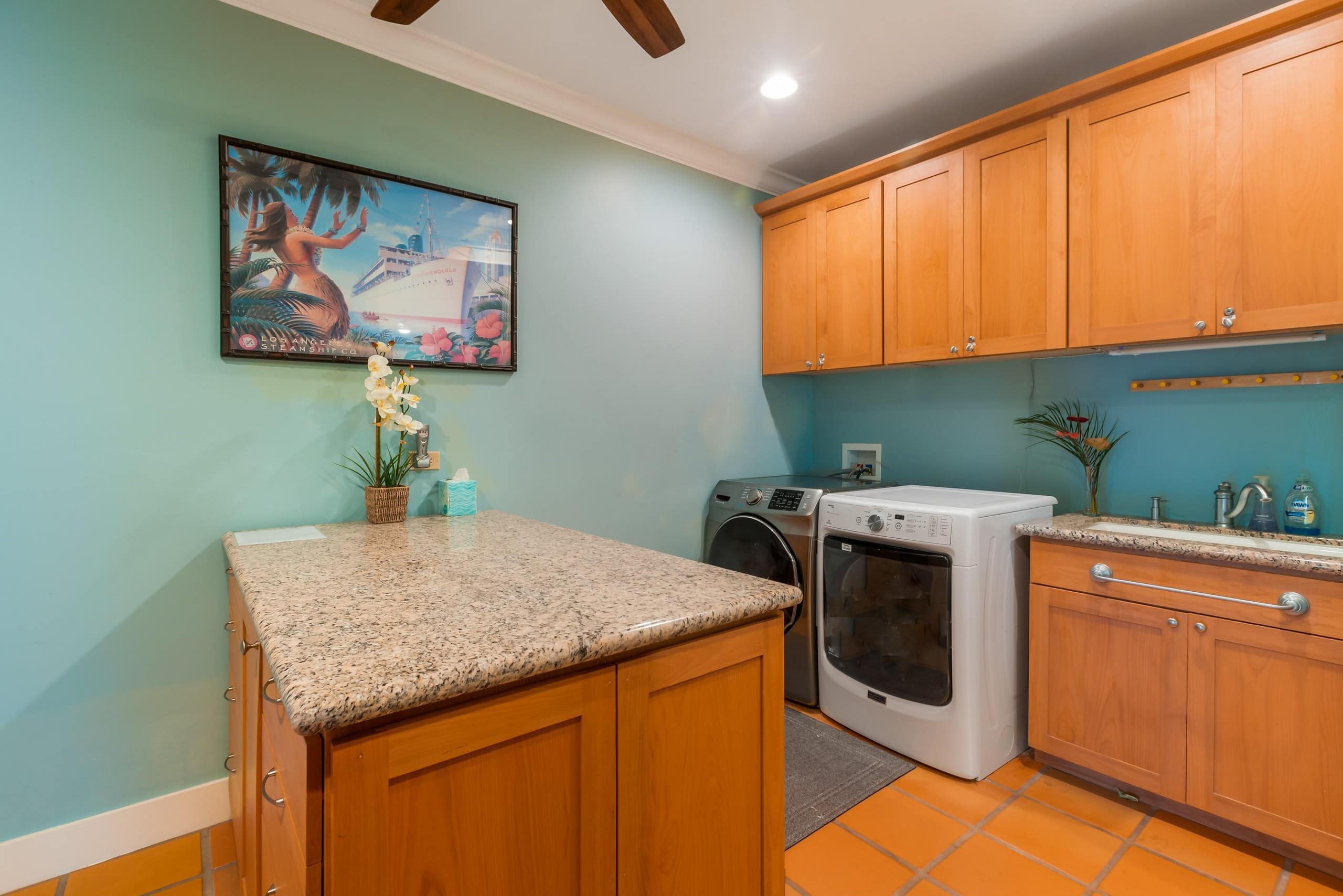 Home in Princeville · ★4.88 · 5 bedrooms · 5 beds · 6.5 shared baths - Image 23
