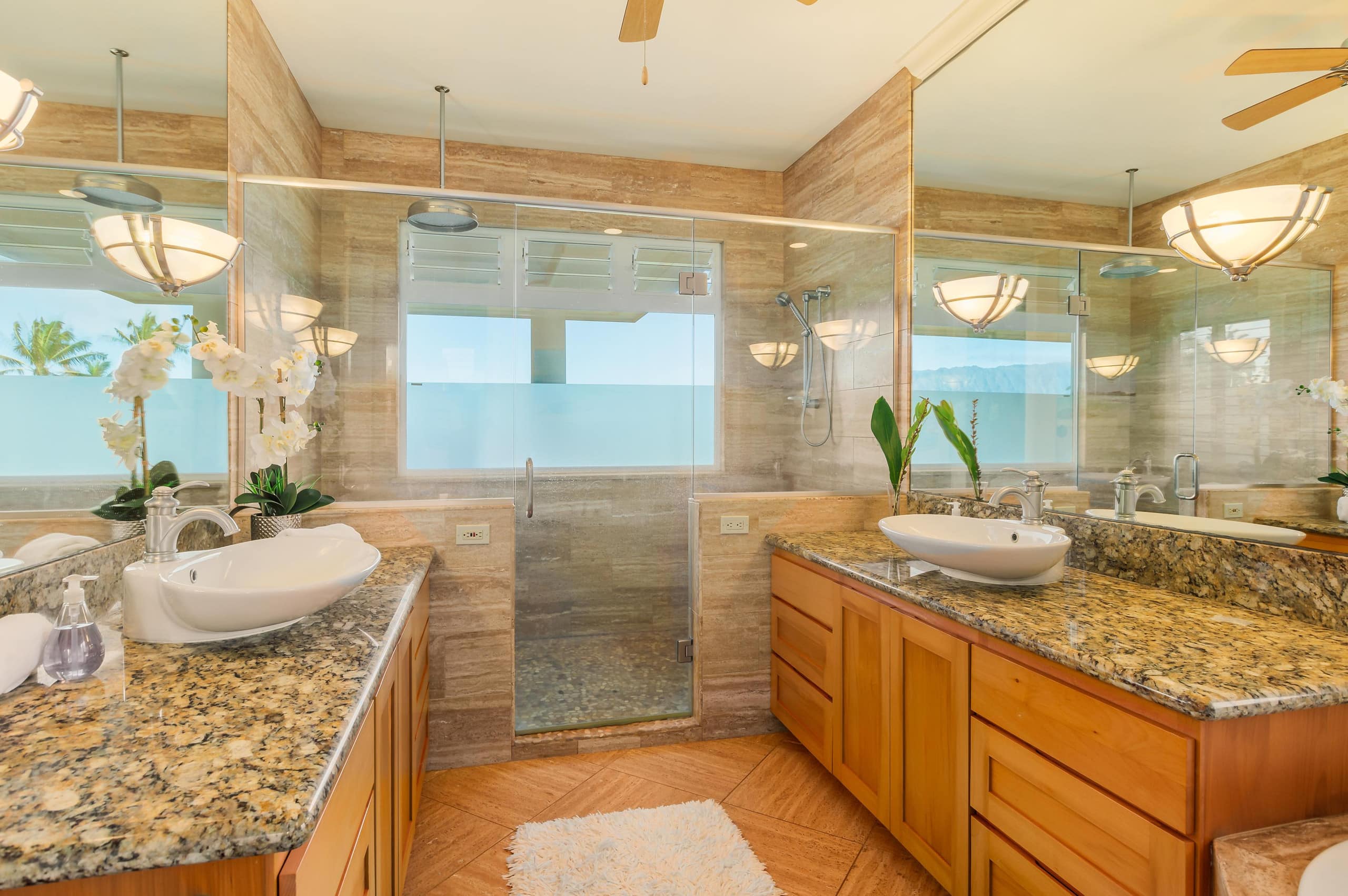 Home in Princeville · ★4.88 · 5 bedrooms · 5 beds · 6.5 shared baths - Image 17