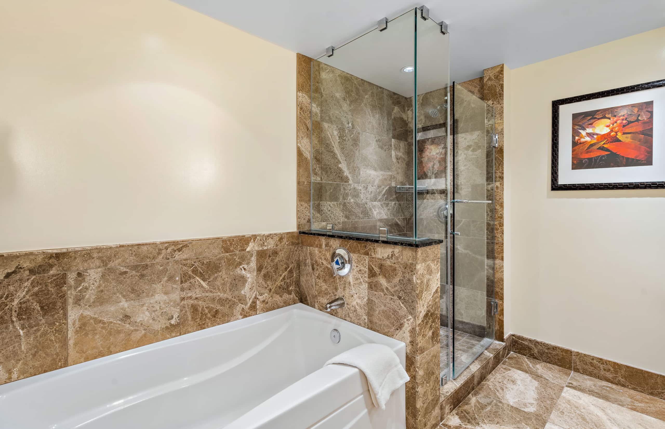 Condo in Lahaina · ★4.5 · 3 bedrooms · 4 beds · 3 baths - Image 27