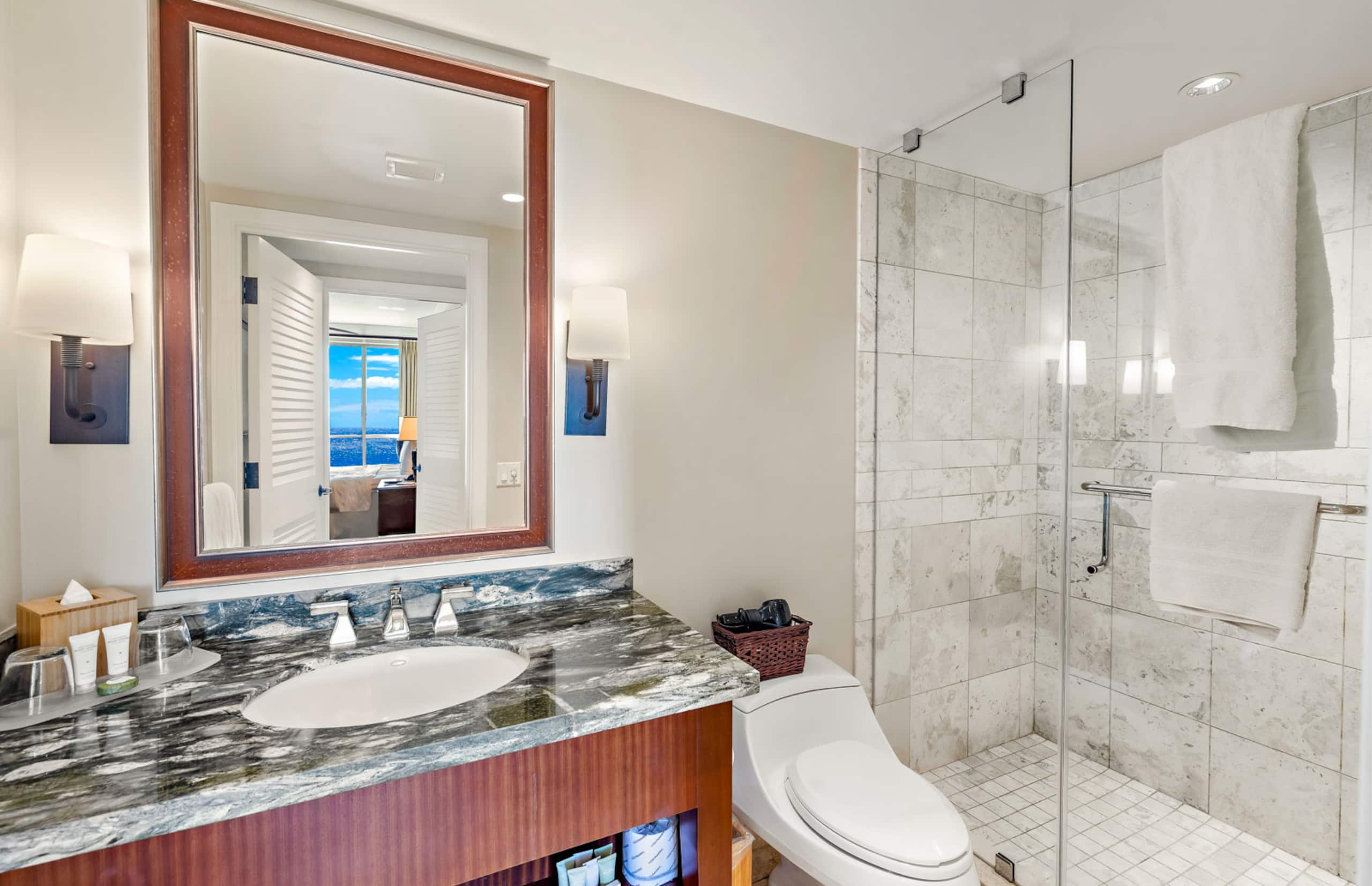 Condo in Lahaina · ★4.5 · 3 bedrooms · 4 beds · 3 baths - Image 23