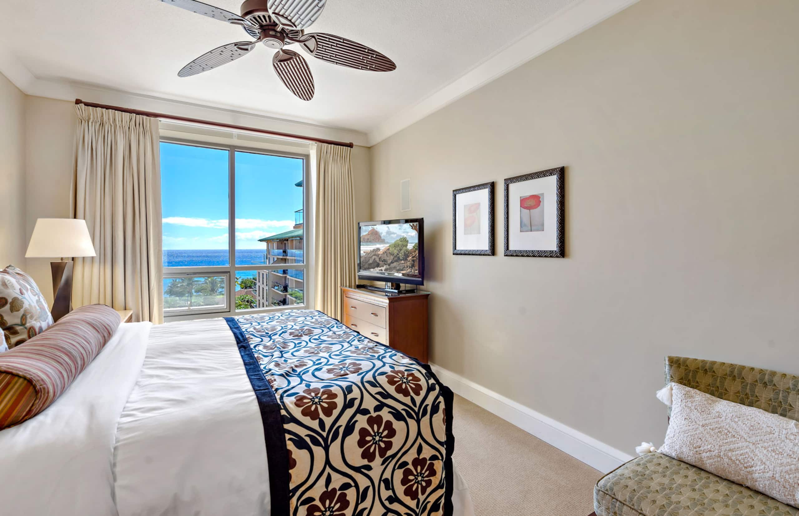 Condo in Lahaina · ★4.5 · 3 bedrooms · 4 beds · 3 baths - Image 22