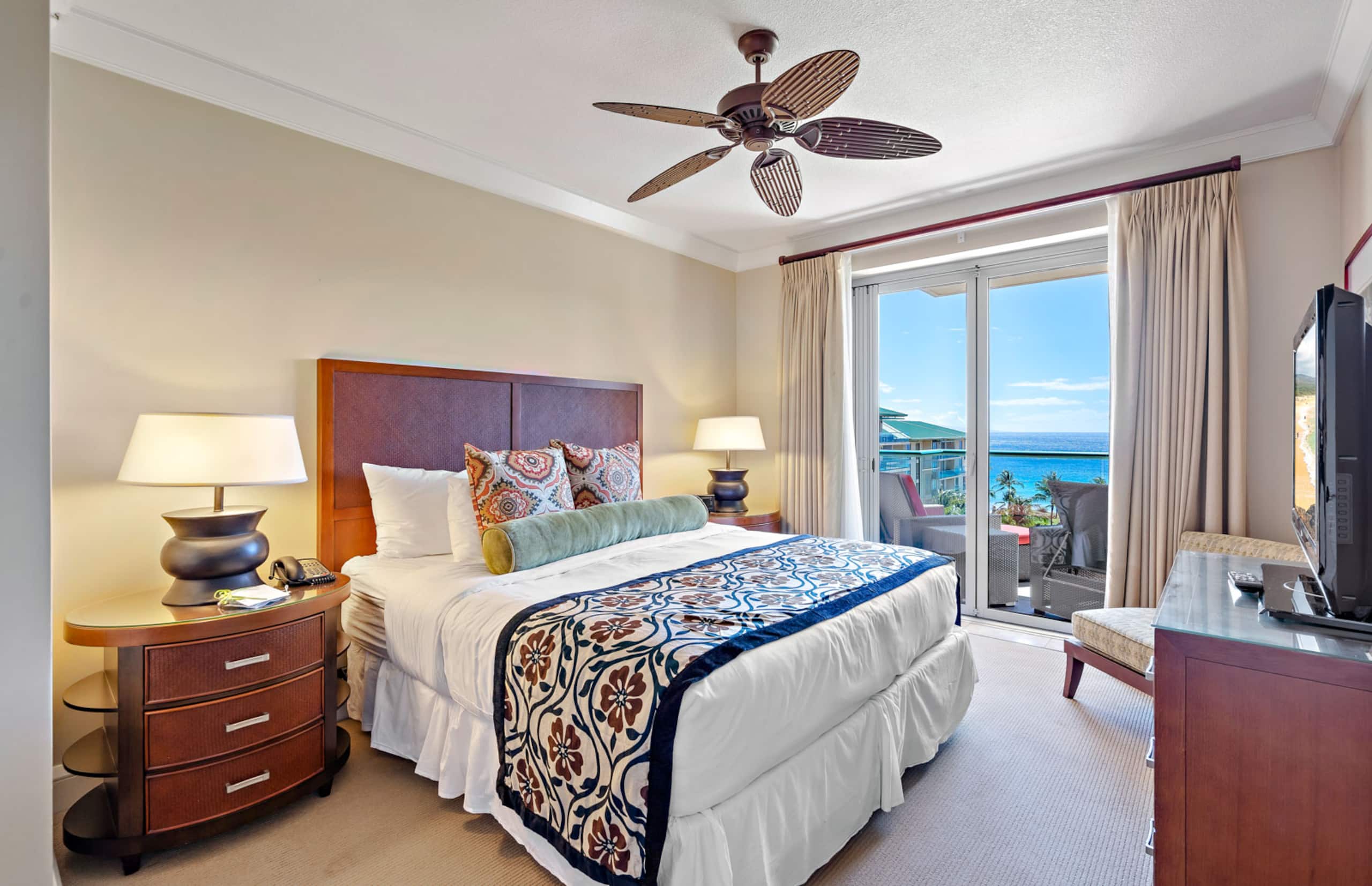 Condo in Lahaina · ★4.5 · 3 bedrooms · 4 beds · 3 baths - Image 17