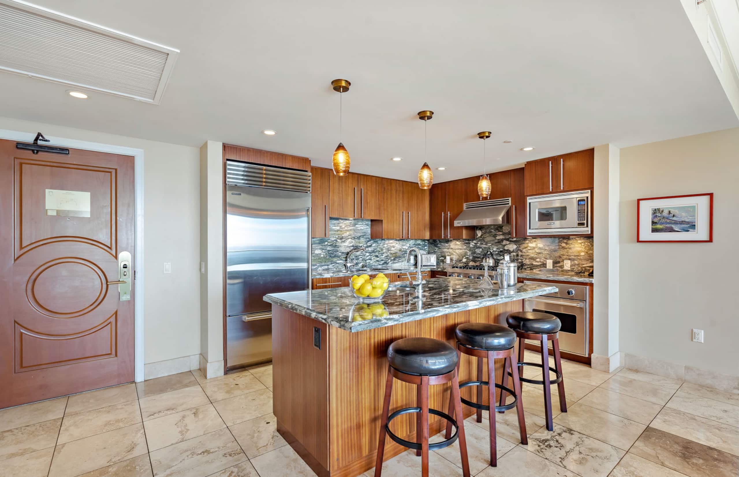 Condo in Lahaina · ★4.5 · 3 bedrooms · 4 beds · 3 baths - Image 7
