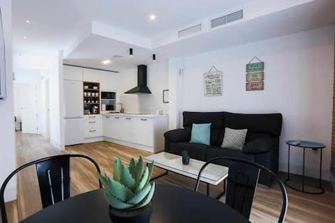 Successful Airbnb property: Velalma 3rd floor apartment in historic downtown in Jaén
