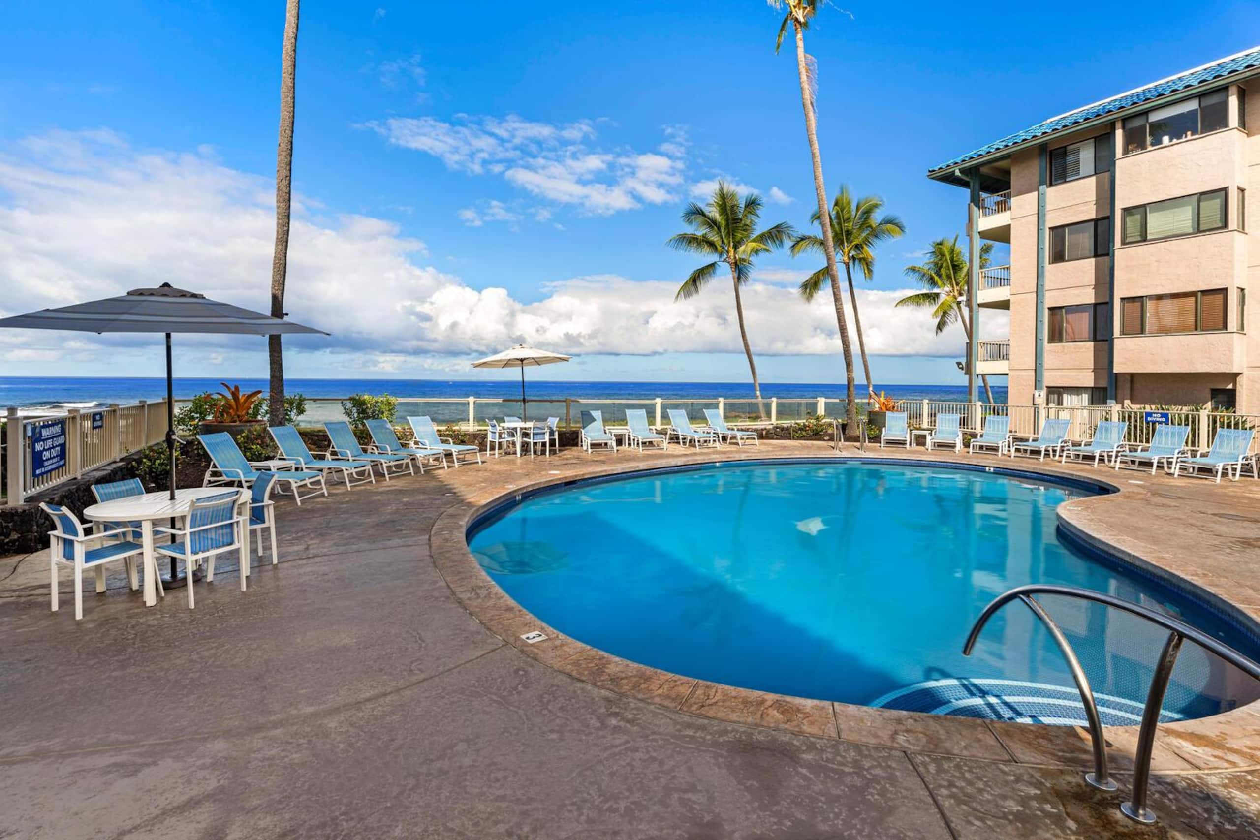 Condo in Kailua-Kona · ★4.8 · 1 bedroom · 2 beds · 1 bath - Image 22