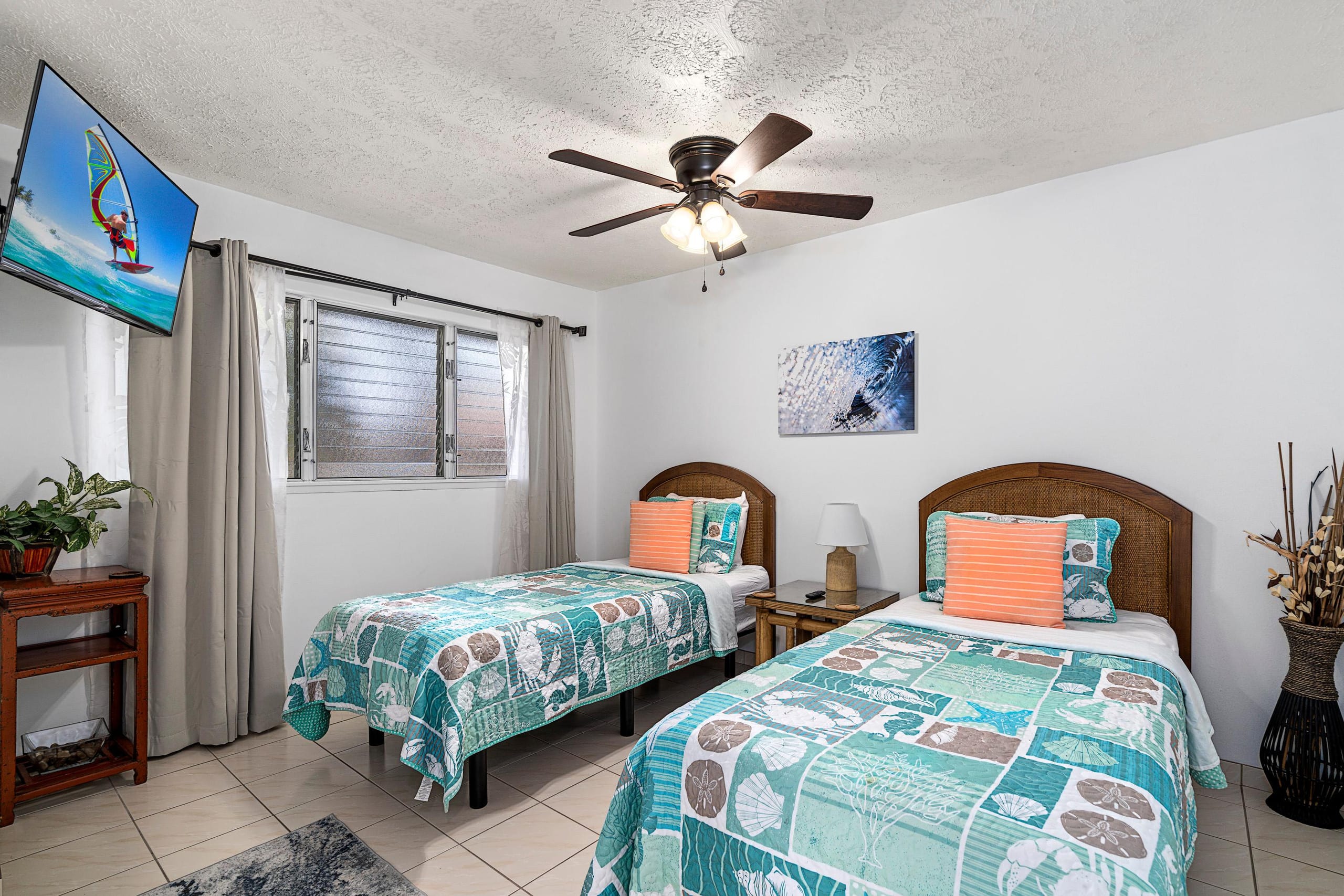 Condo in Kailua-Kona · ★4.53 · 3 bedrooms · 5 beds · 2 private baths - Image 21