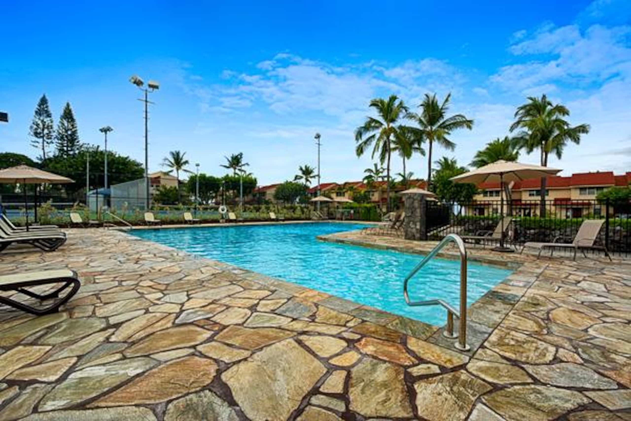 Condo in Kailua-Kona · ★4.53 · 3 bedrooms · 5 beds · 2 private baths - Image 29