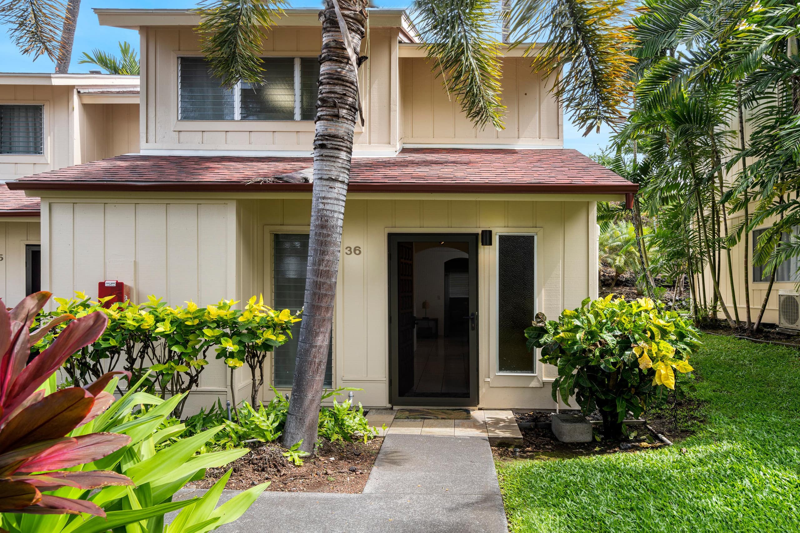 Condo in Kailua-Kona · ★4.53 · 3 bedrooms · 5 beds · 2 private baths - Image 27